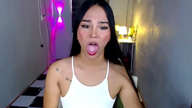 Онлайн чат XXX SanyaGirlx