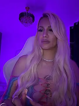 AlmaBby Webcam show