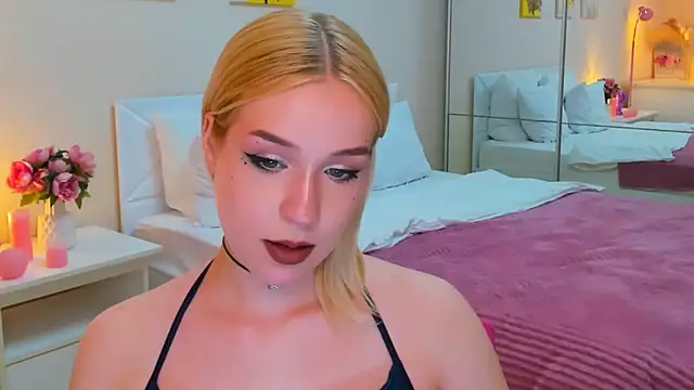 serene_land's Live XXX Chat