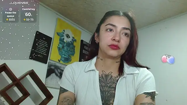 ZoeBakers_'s Live XXX Chat