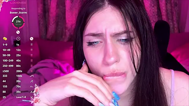צ'אט XXX בשידור חי של luna_dreamxx