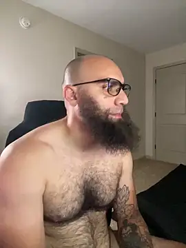 MastaWolfy XXX чат на живо
