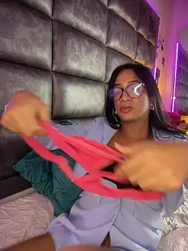 Ashly_Miller élő XXX-chatje