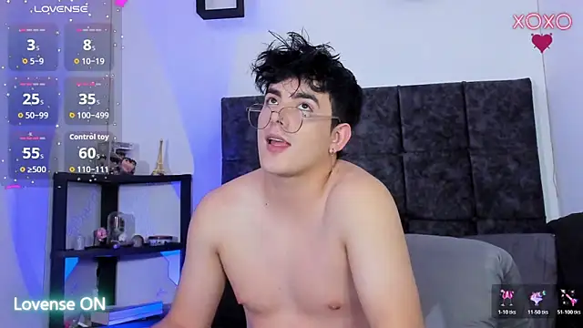 Demian_Fox1 Live XXX-Chat