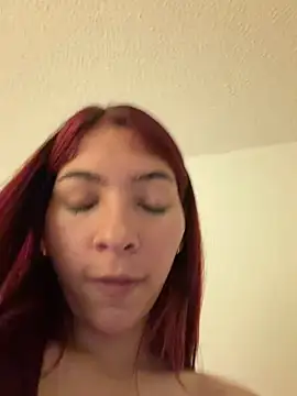 SarahLee__'s Live XXX Chat