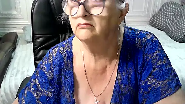LolkaAlyss Chat XXX live
