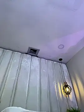 LucianaAriaas Show Webcam