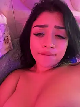 Chat +18 de lucianaroy ao vivo