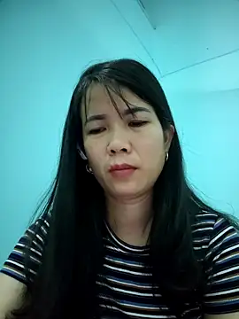 Geelio-playsx24 Live XXX-chat