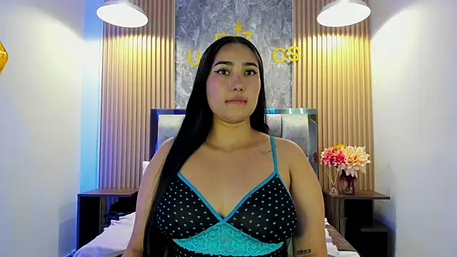 Sulay_Kim Chat XXX in diretta