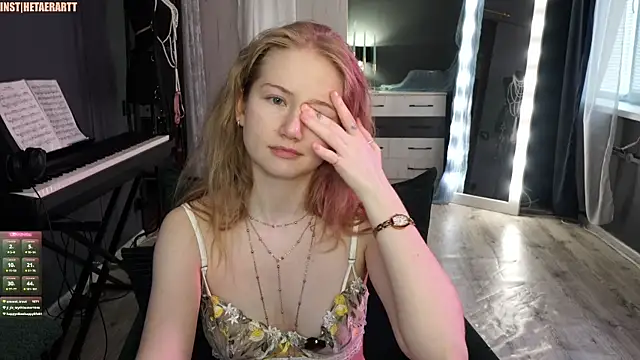 hetaerart Chat XXX in diretta