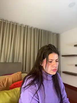 دردشة Zandrina الجنسية المباشرة