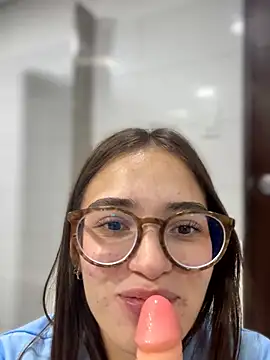 โชว์เว็บแคมของ Sweet_Milaa1