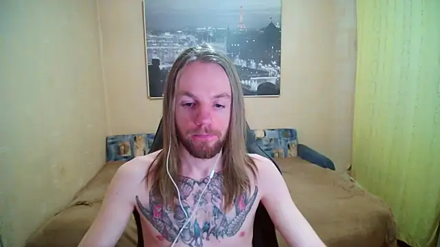 AdamDickens Show in webcam