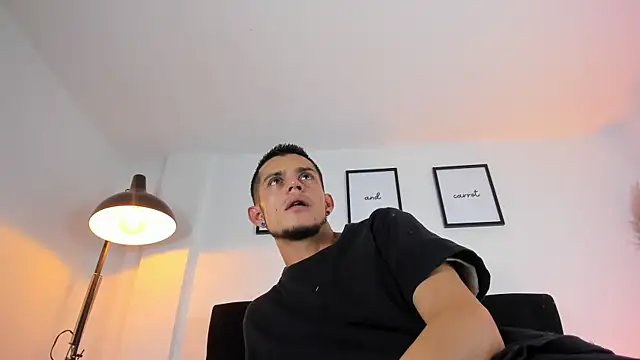 Bonny_and_carrot – Live XXX-chat