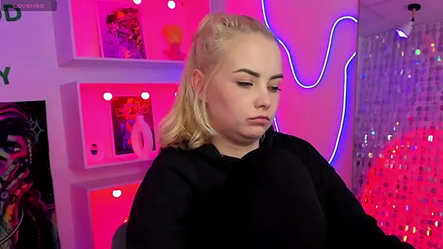 XXX chat uživo modela StephanieSweety