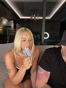 Chat +18 de SexOnMyLvL ao vivo