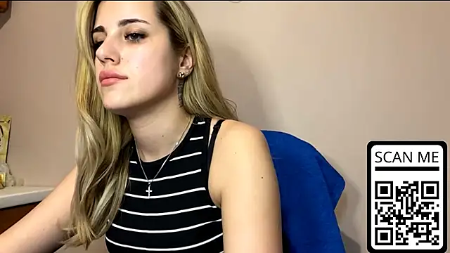 Show modela HotMusex na web-kameri
