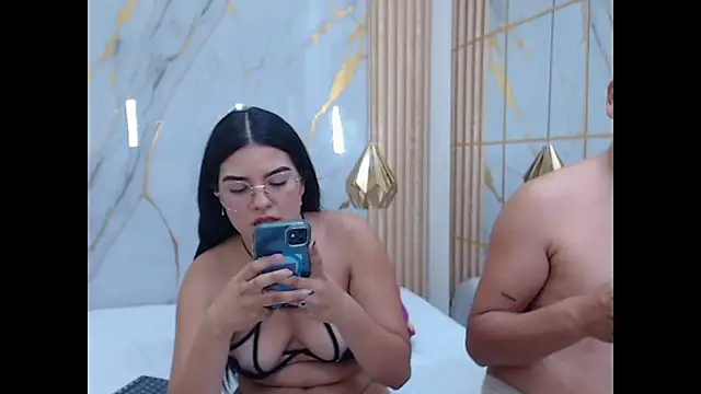 vanessa_f Adlı Modelin Canlı XXX Sohbeti