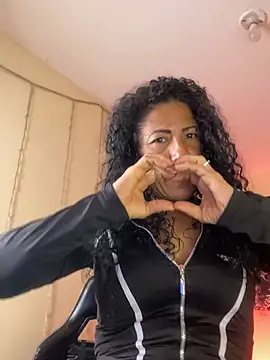 הופעת וובקאם של victorya_milf