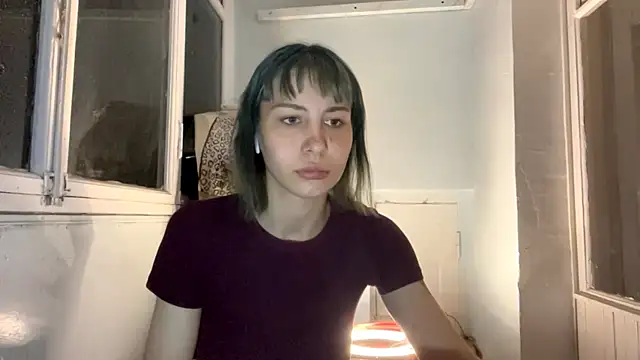 SuccubKira XXX чат на живо