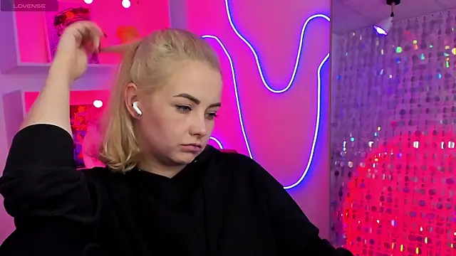 XXX chat uživo modela StephanieSweety