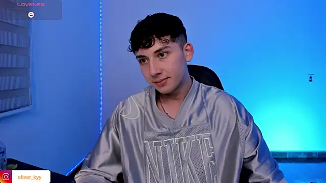 OLIVER_K élő XXX-chatje