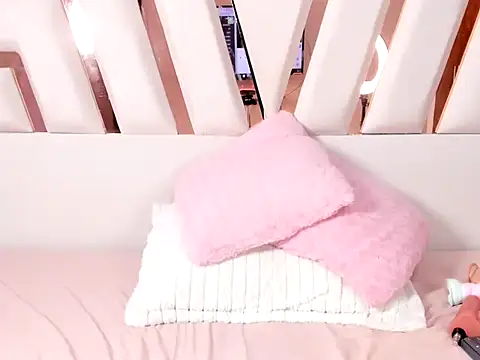 MiaKleinX Live XXX Chat