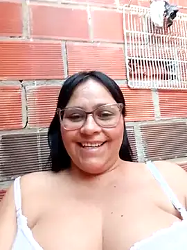XXX chat uživo modela Dirty_Pregnant_Mommy