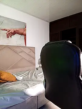 CataliinaSanttana Chat XXX in diretta