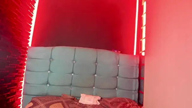 Cherry_Boom18 webkamerás műsora