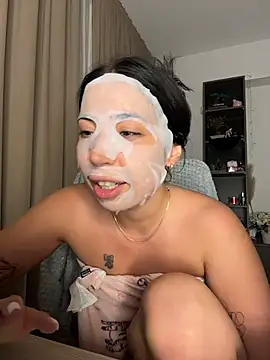KimArts – Naživo XXX chat