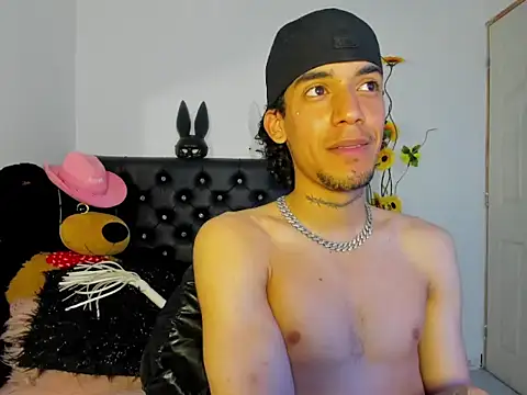 Chat XXX en directo de Ryder-Stone