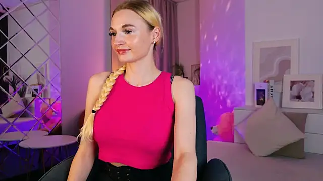 Mila__Lux Live XXX Chat