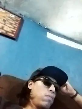 Chat XXX ao vivo de AlexAlejandro13