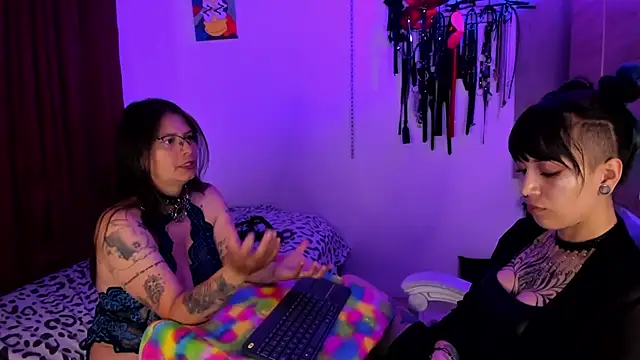 dungeongirls Adlı Modelin Web Kamerası Şovu