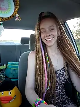 LucidLucy Show Webcam