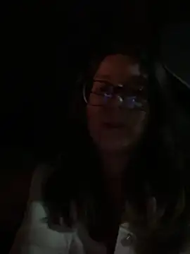 NadiraNoor 网络视讯表演