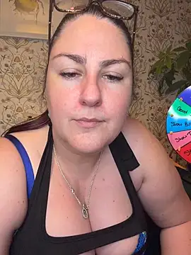 Lacey_BBW élő XXX-chatje