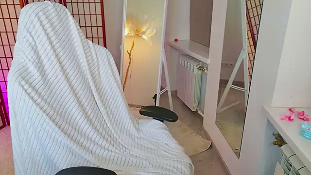 Oksi_Koxy: вебкам-шоу