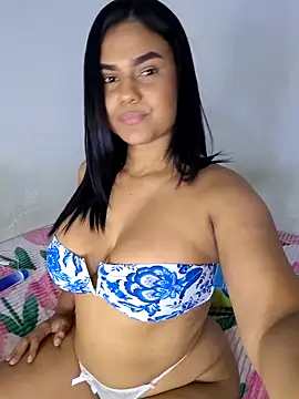 AntonellaShot's Live XXX Chat