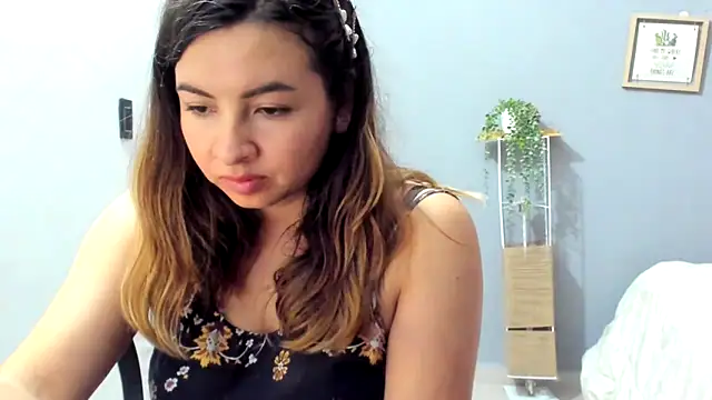 __Emma__11__Lecat_ Adlı Modelin Canl ı XXX Sohbeti