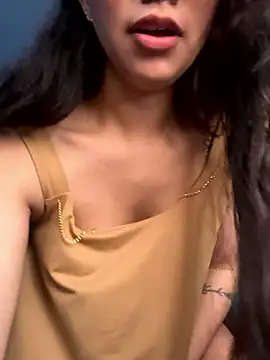 CocoaGigiMuse XXX чат на живо