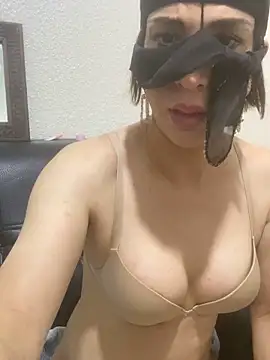 Ashwak_trans Adlı Modelin Web Kamerası Şovu