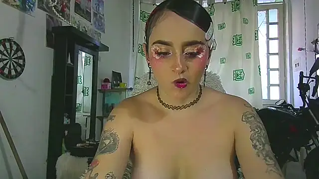 kitty22_ Obrolan Langsung XXX