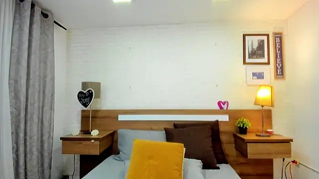 Živý XXX chat JenniferAuriston