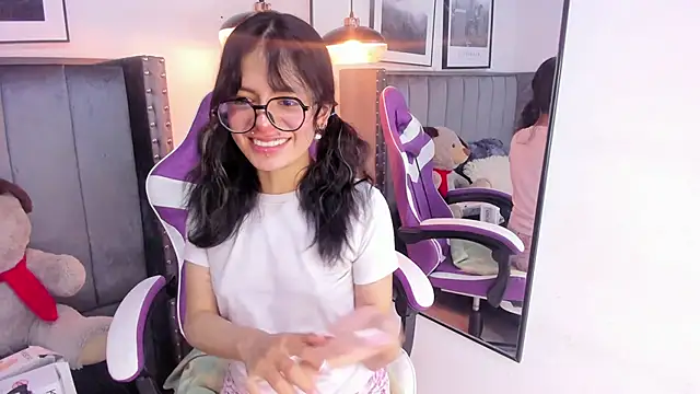 Miyu_Komori Adlı Modelin Canlı XXX Sohbeti