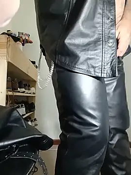 عرض كام Andrex_Leather