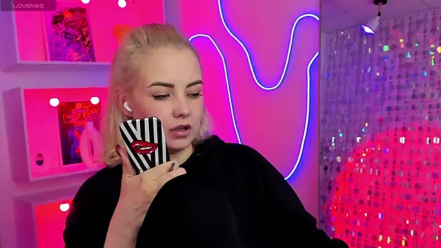 XXX chat uživo modela StephanieSweety