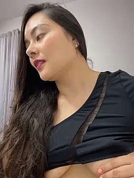 Anny338 Adlı Modelin Web Kamerası Şovu